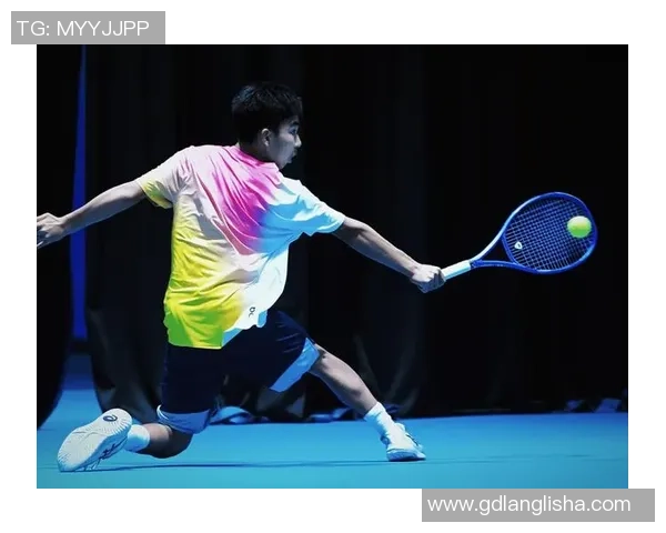 上海网球队在世界锦标赛中以80分稳居积分榜首位