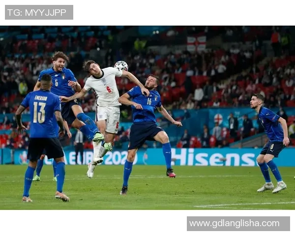 从乡村到绿茵场英格兰足球明星的奋斗与荣耀之路