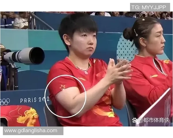 打封闭针的足球明星背后的故事与职业生涯的艰辛与坚持